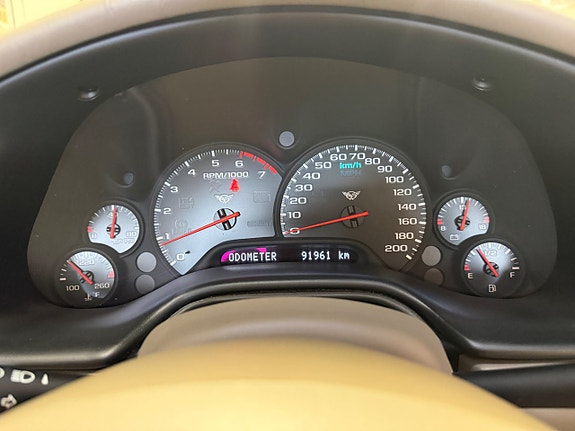 Chevrolet Corvette 24 of 30