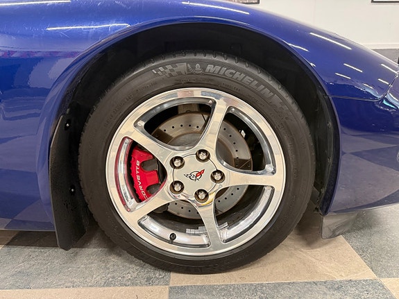 Chevrolet Corvette 10 of 30