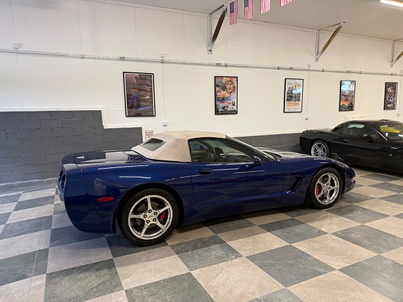Chevrolet Corvette 20 of 30