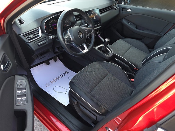 Renault Clio 9 of 14
