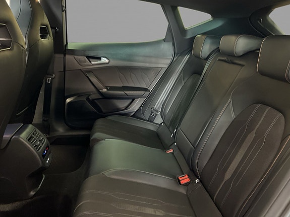 Cupra Formentor e-HYBRID 10 of 28