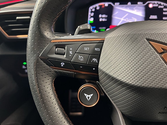 Cupra Formentor e-HYBRID 14 of 28