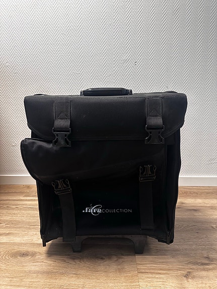 Product image 1 of 4