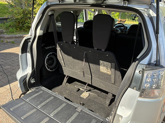 Mitsubishi Outlander 10 of 14