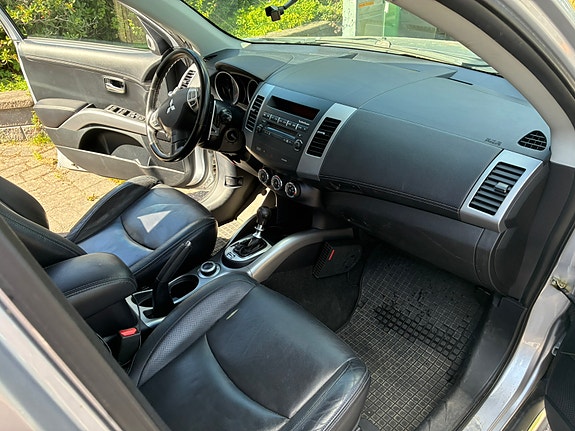 Mitsubishi Outlander 7 of 14