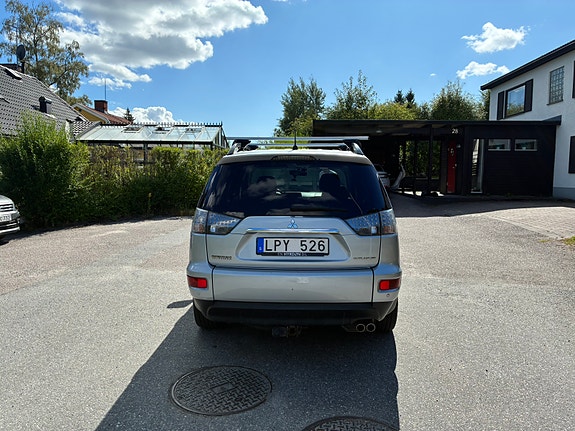 Mitsubishi Outlander 5 of 14