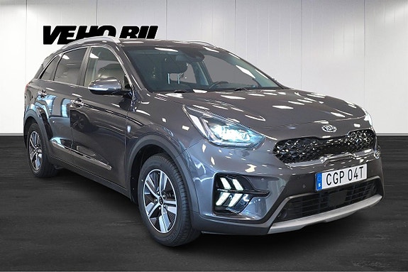 Kia Niro 2 of 17