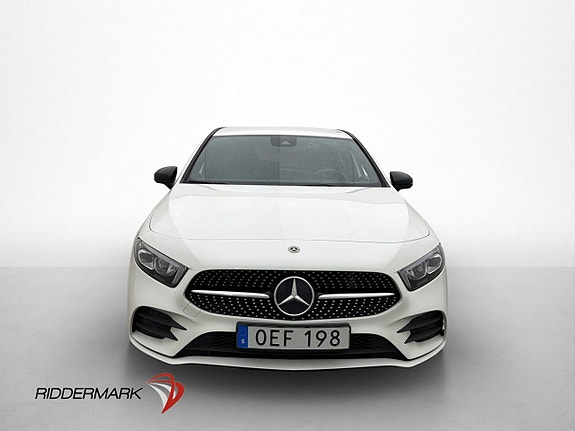 Mercedes-Benz A200 2 of 30