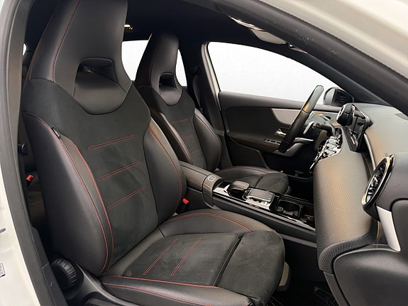 Mercedes-Benz A200 14 of 30