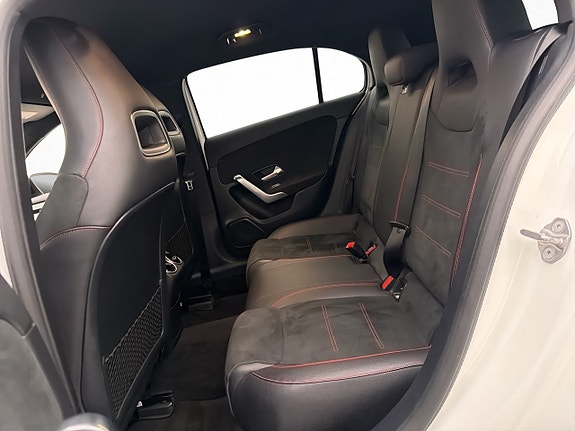 Mercedes-Benz A200 16 of 30