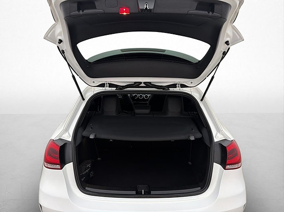 Mercedes-Benz A200 26 of 30