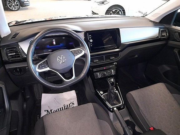 Volkswagen T-Cross 6 of 8