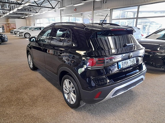 Volkswagen T-Cross 5 of 8