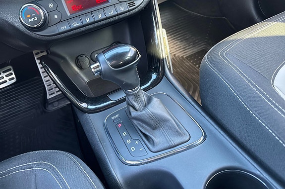 Kia Ceed 12 of 18