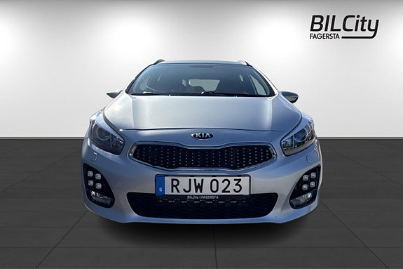 Kia Ceed 2 of 18