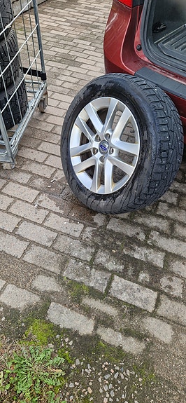 Volvo V70 5 of 5