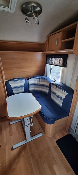 Adria Classica 663KP Barnkammare 9 of 11