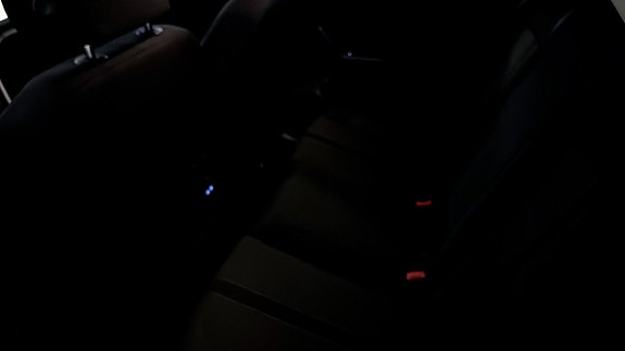 Volkswagen T-Roc 11 of 12