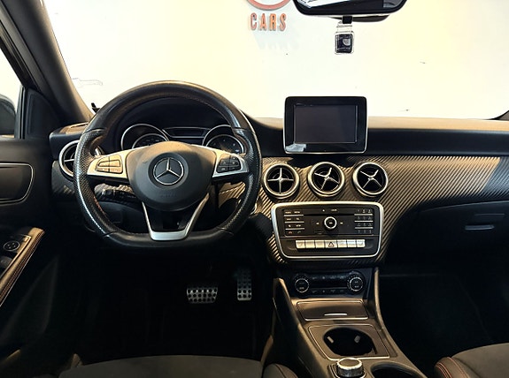 Mercedes-Benz A200 d 12 of 16