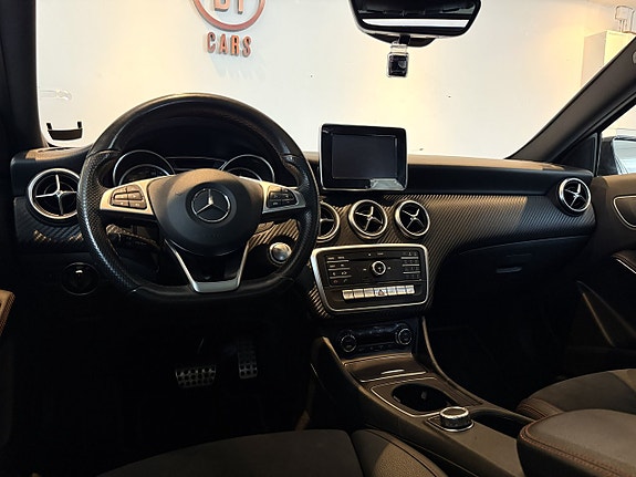 Mercedes-Benz A200 d 10 of 16