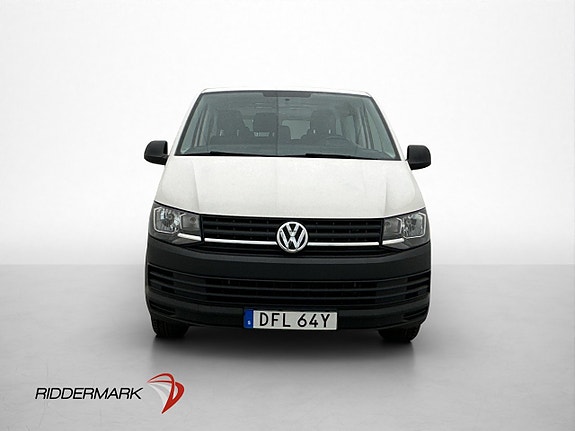 Volkswagen Caravelle 5 of 28