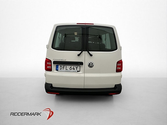 Volkswagen Caravelle 8 of 28