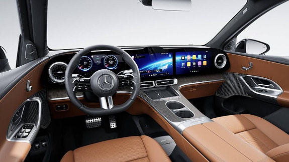 Mercedes-Benz GLC300 6 of 9
