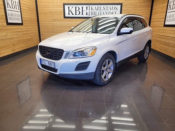 Volvo XC60 3 of 26