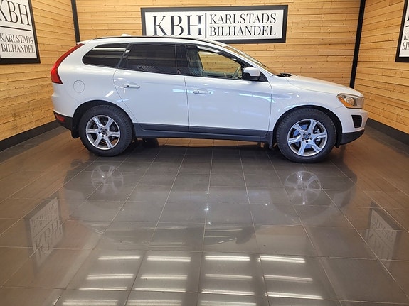 Volvo XC60 7 of 26