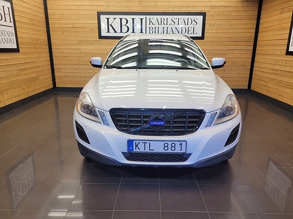 Volvo XC60 9 of 26