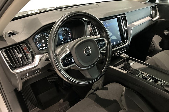 Volvo V60 7 of 14