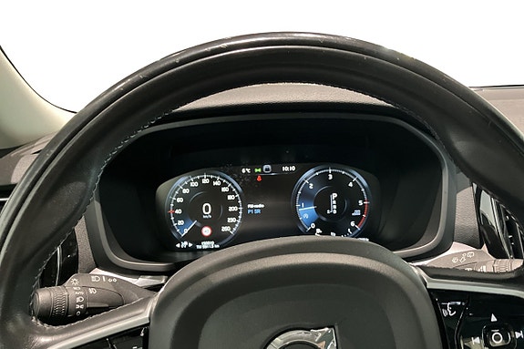 Volvo V60 8 of 14