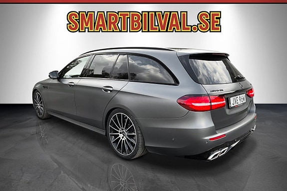 Mercedes-Benz E400 10 of 23