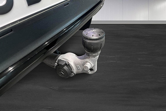 Mercedes-Benz GLC300 e 16 of 18