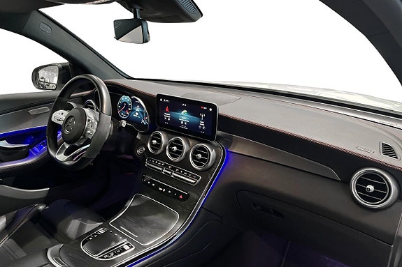 Mercedes-Benz GLC300 e 11 of 18