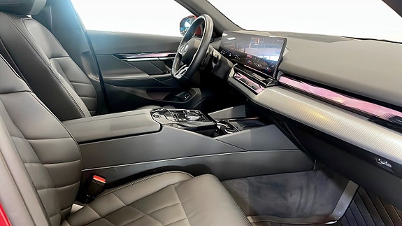 BMW 550e 3 of 13