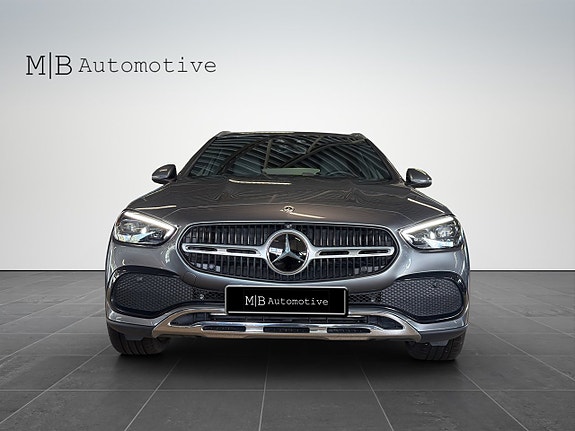 Mercedes-Benz C220 d 2 of 21