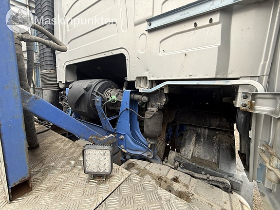 VOLVO FH16 6*4 Dragbil 23 of 27