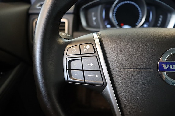 Volvo XC70 9 of 20