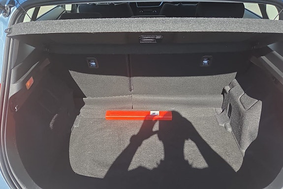Toyota Auris 16 of 18