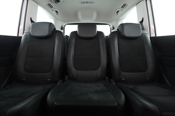 Volkswagen Sharan 16 of 30