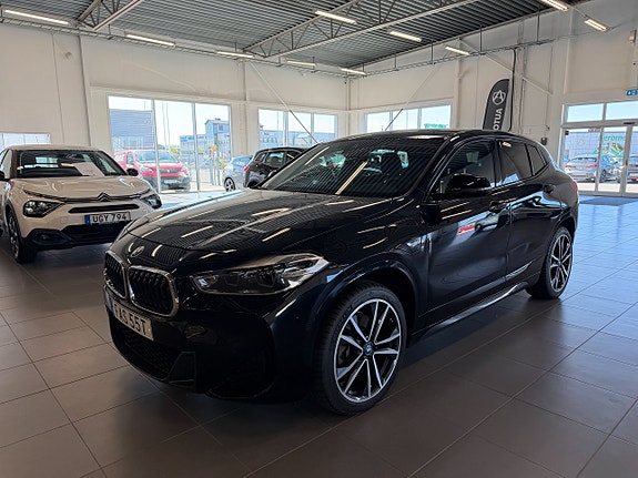 BMW X2 3 of 13