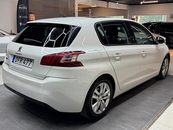 Peugeot 308 5 of 17