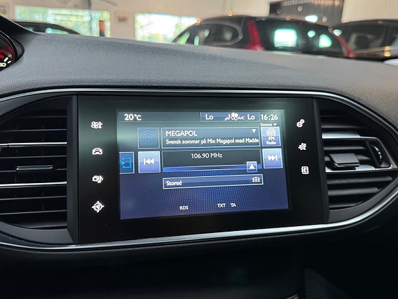 Peugeot 308 11 of 17