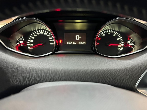 Peugeot 308 10 of 17