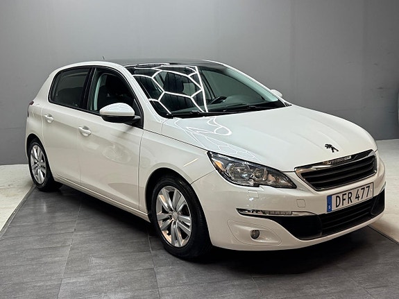 Peugeot 308 2 of 17