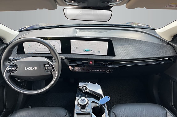 Kia EV6 12 of 18