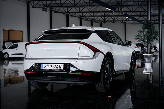 Kia EV6 5 of 23