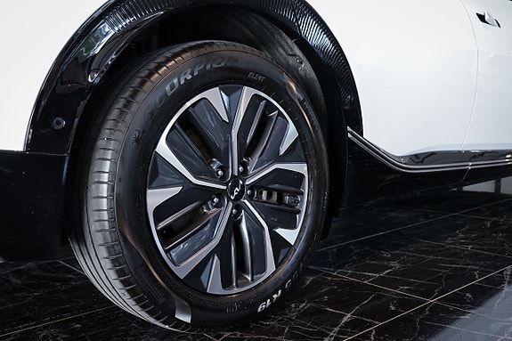 Kia EV6 23 of 23