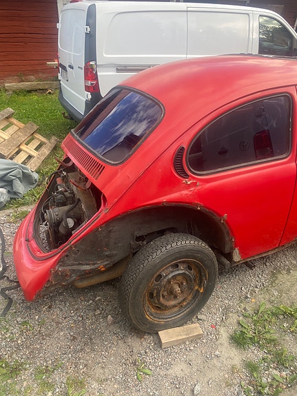 Volkswagen 1302 8 of 9